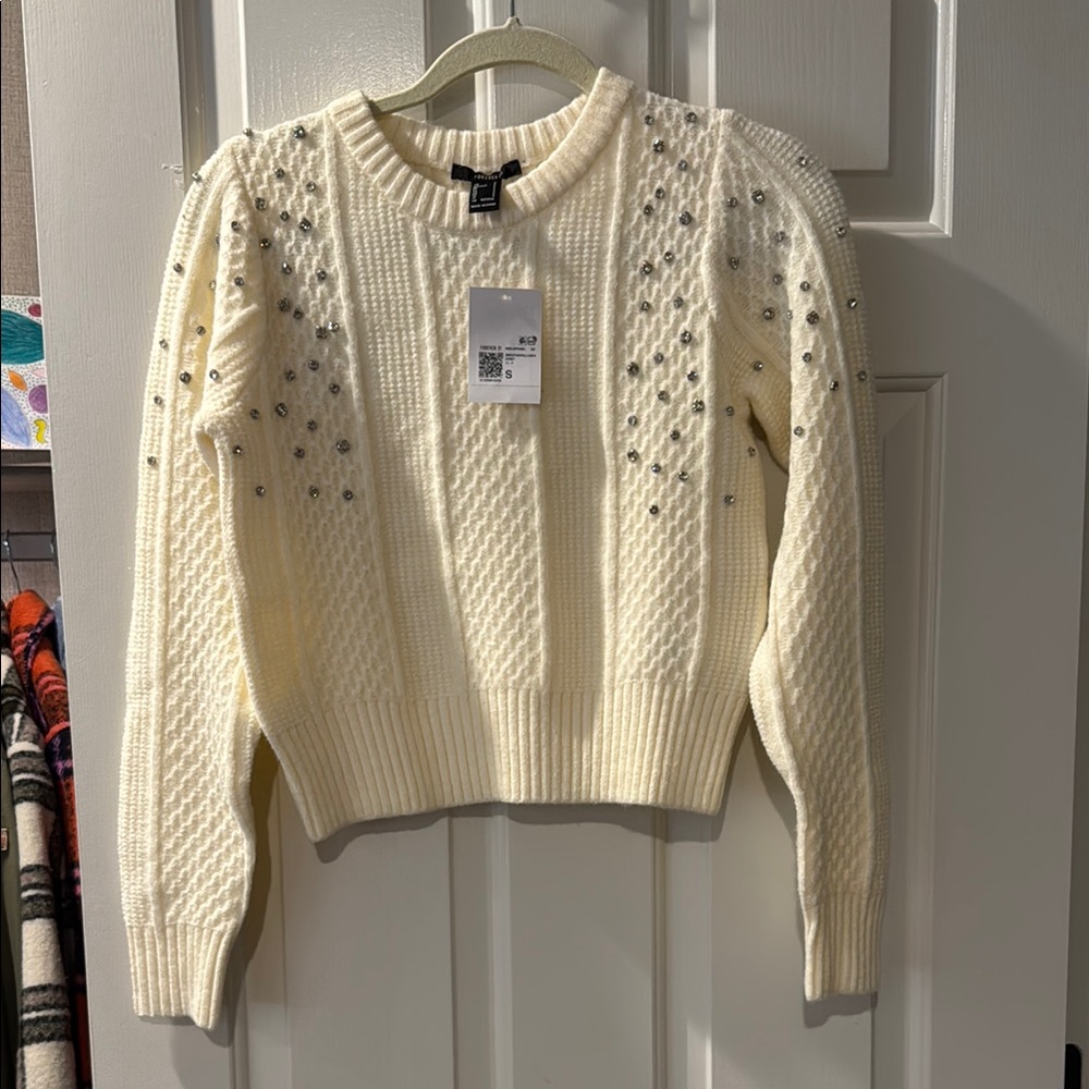 Cream cable knit crewneck sweater w crystals small